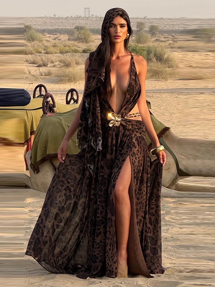 Maxi kjole med patchwork og halterneck | Elegant og feminin silhuet