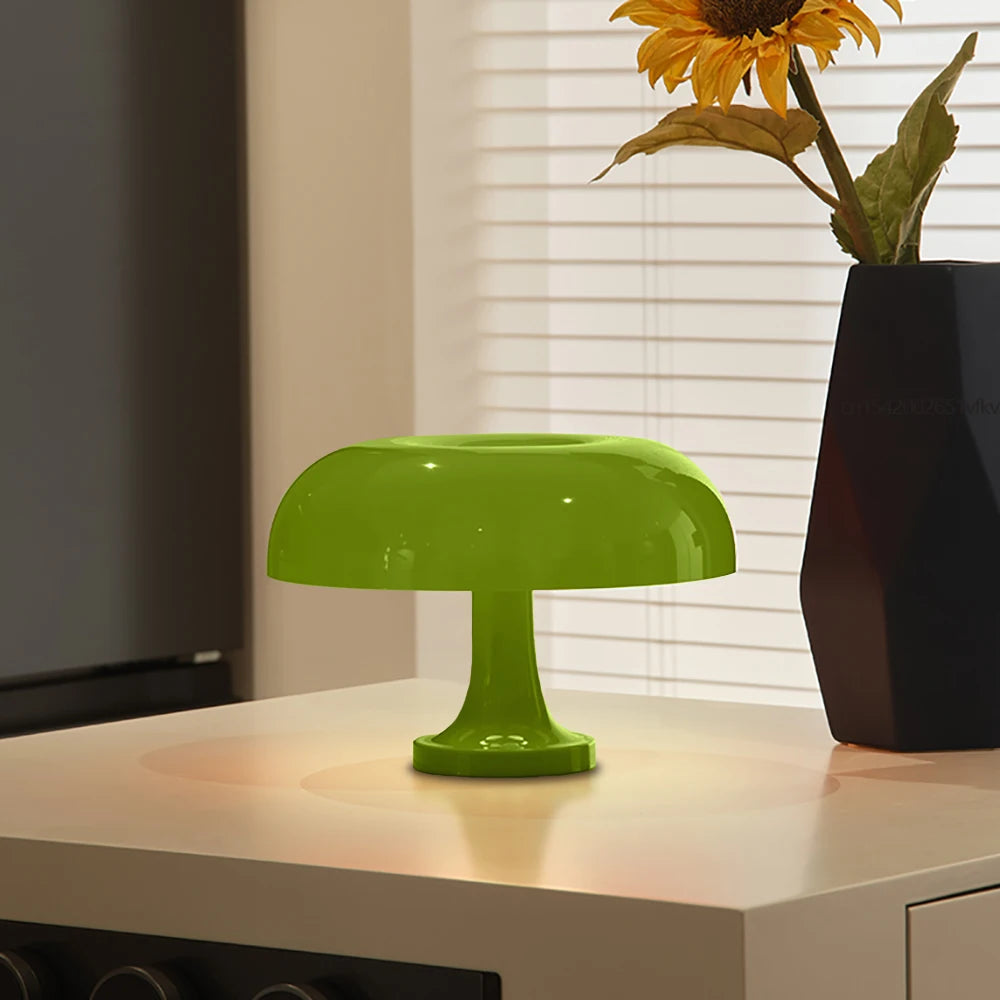 Mushroom bordlampe i moderne design