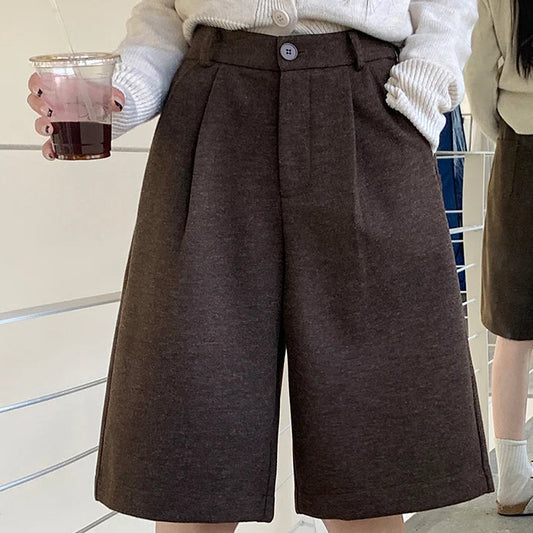 Elegante Vide Shorts Med Høj Talje Og Uldlook