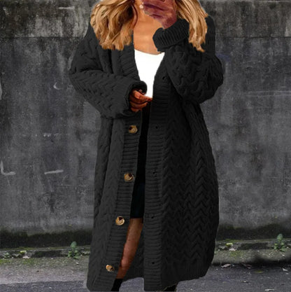 Lang damecardigan i strik | Vintermodel med knapper | Løs pasform