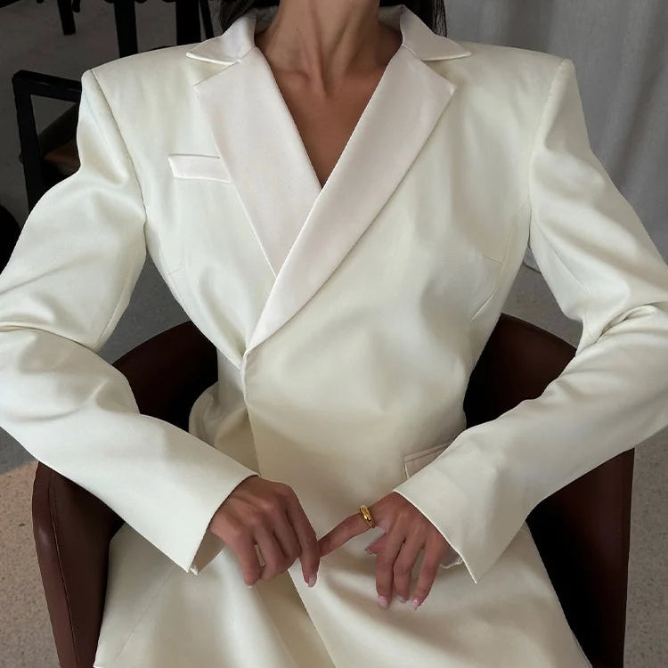 Elegant Hvid Blazer til Kvinder | Åben Ryg | Langærmet | Klassisk Business Jakke