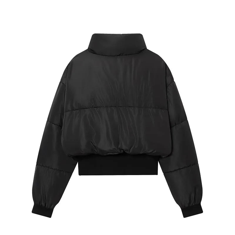 Kort Pufferjakke til Kvinder | Sort Quiltet Bomberjakke med Lynlås
