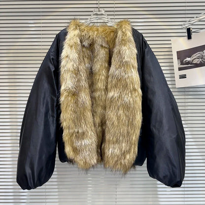 Kort Jakke med Fuskepels | Varm & Trendy | Perfekt til Vinter