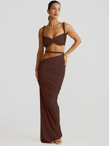 Vævet todelt sæt med crop top og maxinederdel | Elegant ferielook