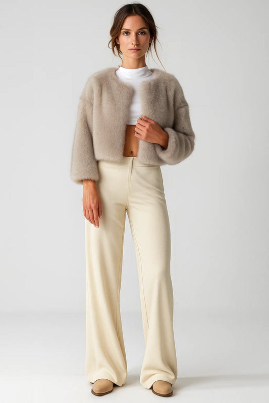 Kort faux fur jakke til kvinder | Luksuriøst look | Åben front i sort eller beige