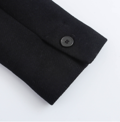 Damefrakke med kunstpelskrave | Bæltet ulddesign | Elegant vinterfrakke