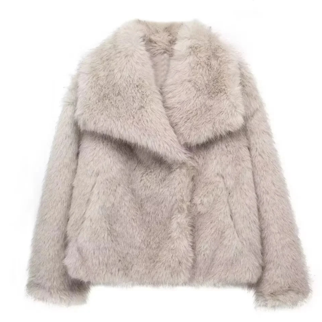 Varm plysjakke til kvinder | Blød faux fur frakke | Elegant vinterjakke